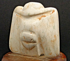 Antica vecchia scultura aquila