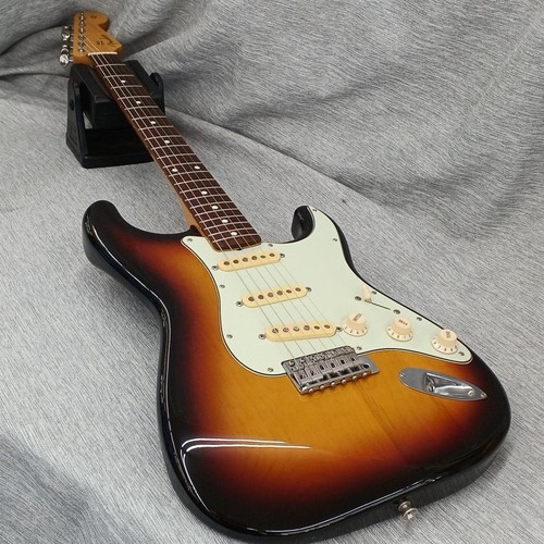 Fender japan stratocaster - fender,