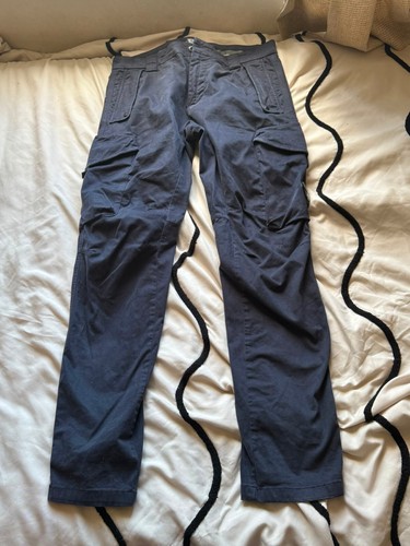 Pantaloni cargo blu navy - c.p.,