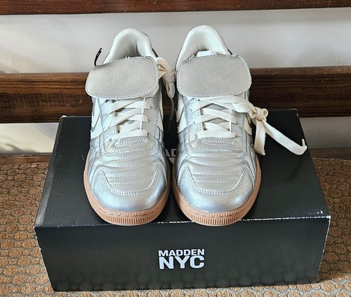 Sneakers donna madden - sneakers, nyc
