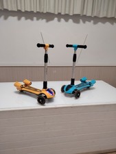 Monopattini Bambino, a 3 Ruote, Regolabile in Altezza Luci E Suoni