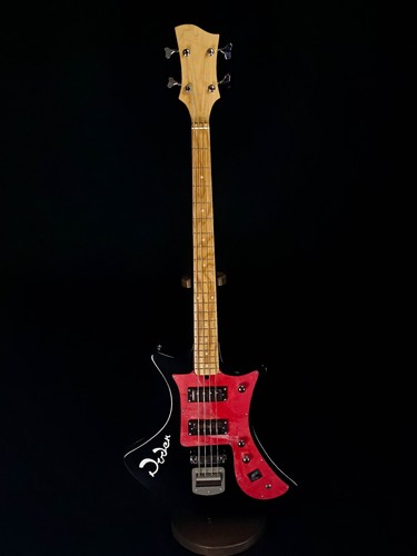 Chitarra personalizzata stile