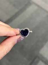 Anello di fidanzamento aureola
