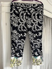 Pantalone capri alla caviglia