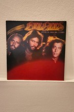 Bee Gees – Spirits Having