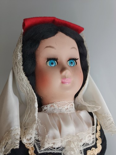 Bambola doll muneca - doll, poupee