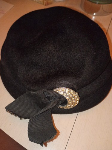 Cappello portapillole vintage