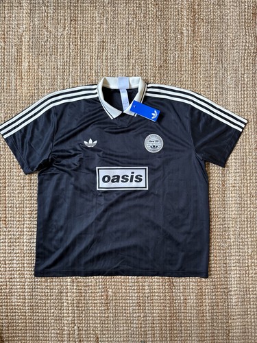 Oasis adidas live - x,