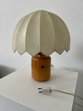 Lampada da tavolo cocoon