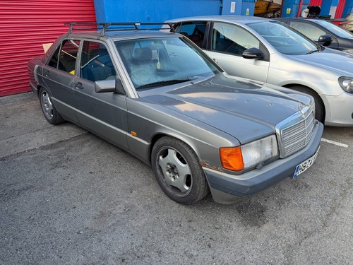 Breaking mercedes 201 - mercedes, 2.6