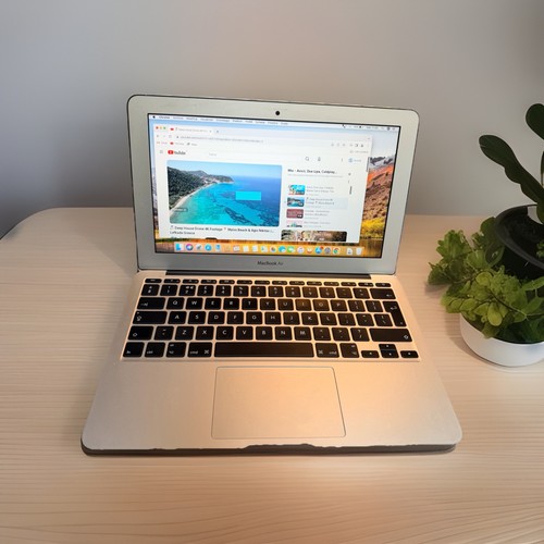 Macbook air a1466 - 11’, 4gb