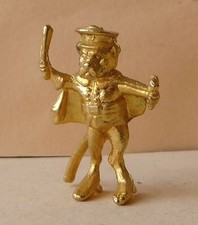 GOLD METAL Figurine (Bean) -