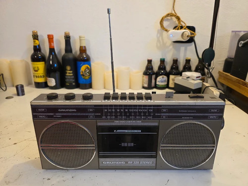 Radio portatile con lettore