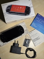 Console SONY PSP 3004 NERA COMPLETA DI SCATOLA