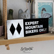 ESPERTO MOUNTAIN BIKER SOLO