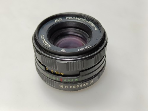 Helios 77m f1 8 m42 - f1.8,