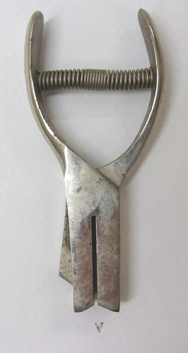 Antico vintage hole punch - hole,