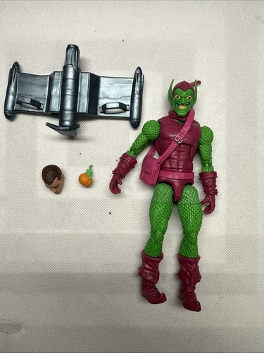 Hasbro marvel legends green - hasbro,