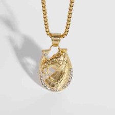 Collana ferro di cavallo