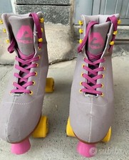 Pattini a rotelle artistico- per divertimento in strada 