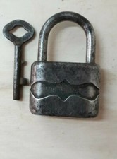 Antico Lucchetto In Ferro Della PRIFAIL Funzionante. Molto antico.