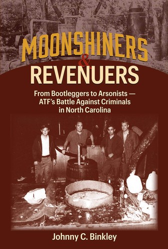 Moonshiners revenuers - &,