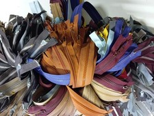 Stock  310 cerniere, zip