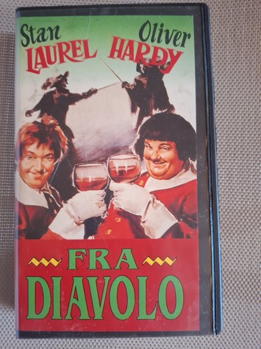 Vhs fra diavolo stanlio e - fra, diavolo.