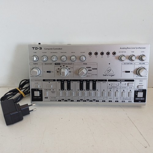 Behringer analog bass - behringer, td-3