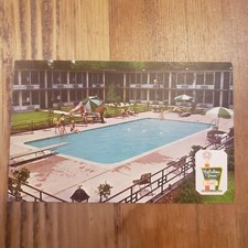 Pool Diver Holiday Inn I-65