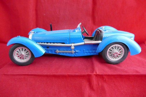 Burago bugatti type 59 - 1/18,