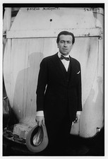 Photo:Angelo Minghetti