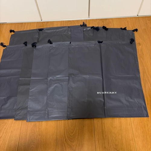 Burberry drawstring bag - burberry,