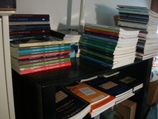 Filatelia, storia postale, posta aerea... Lotto di 10 cataloghi d'asta e listini