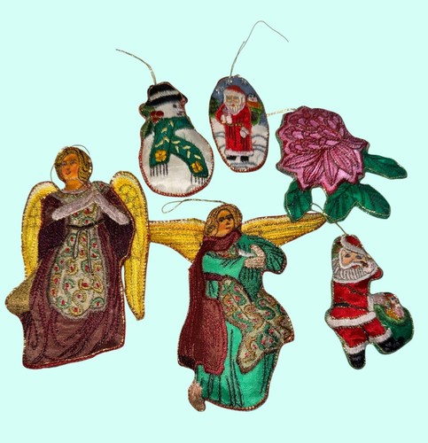 Addobbi natalizi ricamati