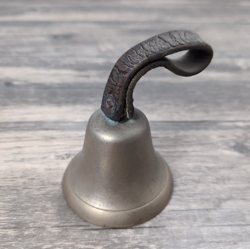 Antica campana pecora in - campana,