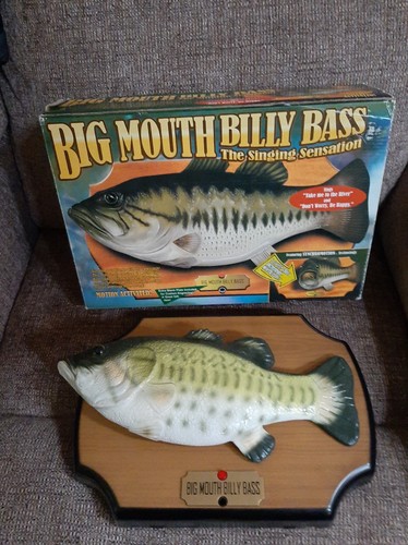 Big mouth billy bass singing - mouth,