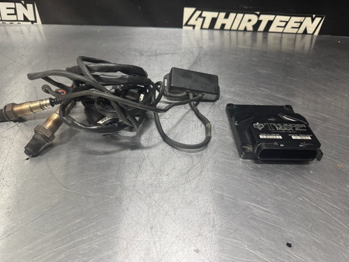 Harley davidson v - 08-17,