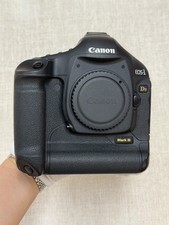 Canon EOS 1Ds Mark III 21.1 MP