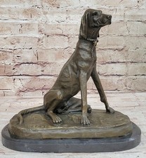 Statuina Basset Hound media