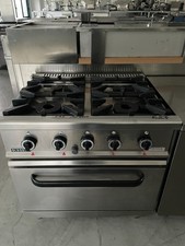 cucina professionale 4 fuochi a gas completa di forno dim 84x70x85h