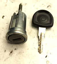 RICAMBI USATI, BLOCCASTERZO