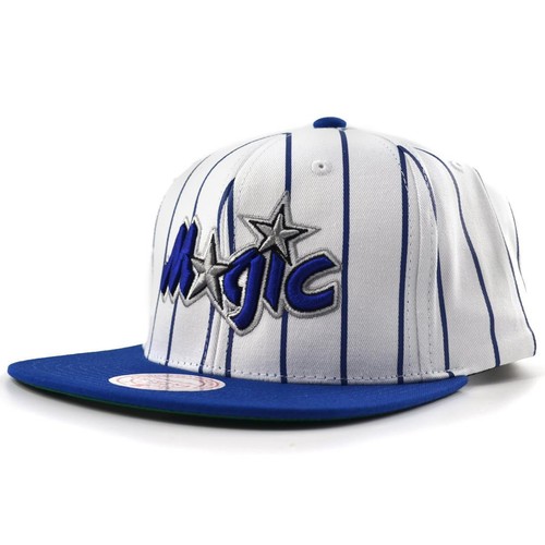 Cappellino snapback gessato