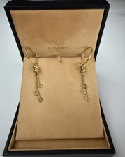 Orecchini a cerchio pendenti