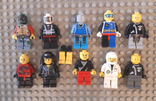 LEGO MINIFIGURES 10 omini assortiti - Varie serie e periodi. K06