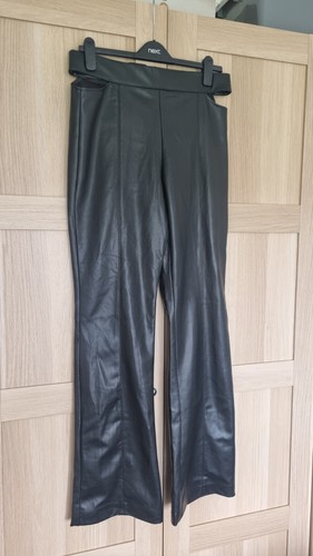 Pantaloni nuovi con - , etichette