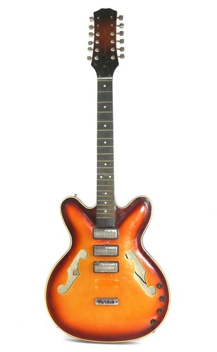Rara chitarra semiacustica