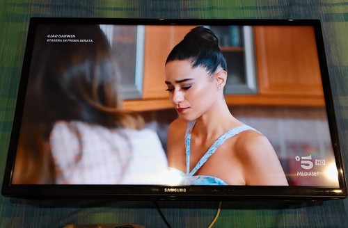 Samsung full pari - tv, 32"