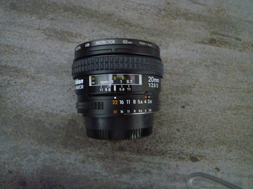 Objectif nikon nikkor 20mm - nikon,