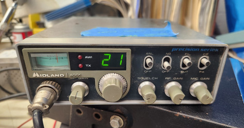Midland 4001 radio - cb,